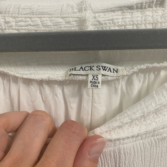 XS off the shoulder white embroidered dress - Picture 2 of 3